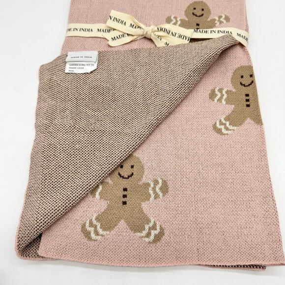 Baby Blanket Made In India Pink & Brown Gingerbread Men Christmas Holiday NEW - Picture 2 of 5